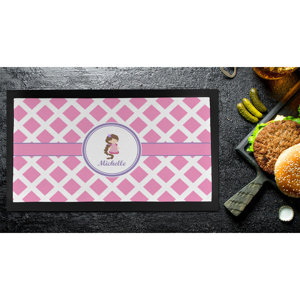 Diamond Print w/Princess Bar Mat - Small - LIFESTYLE