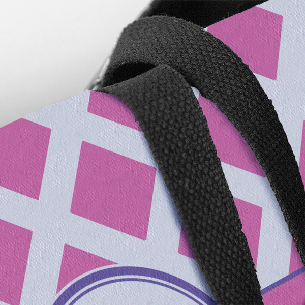 Diamond Print w/Princess Closeup of Tote w/Black Handles