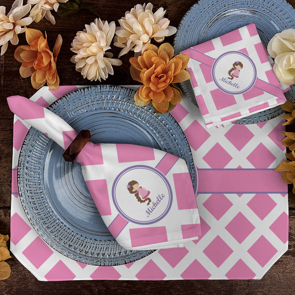 Diamond Print w/Princess Dining Set