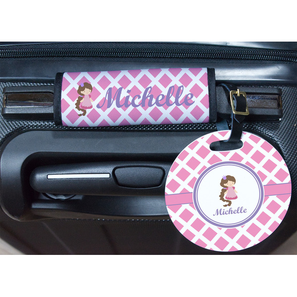 Diamond Print w/Princess Round Luggage Tag & Handle Wrap - In Context