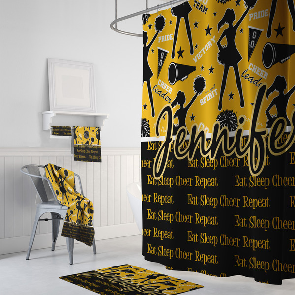 Cheer Bath Towel Sets - 3-piece - In Context