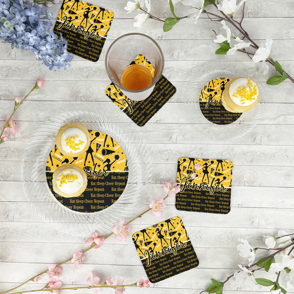 Cheer Plastic Party Dinner Plates - In Context