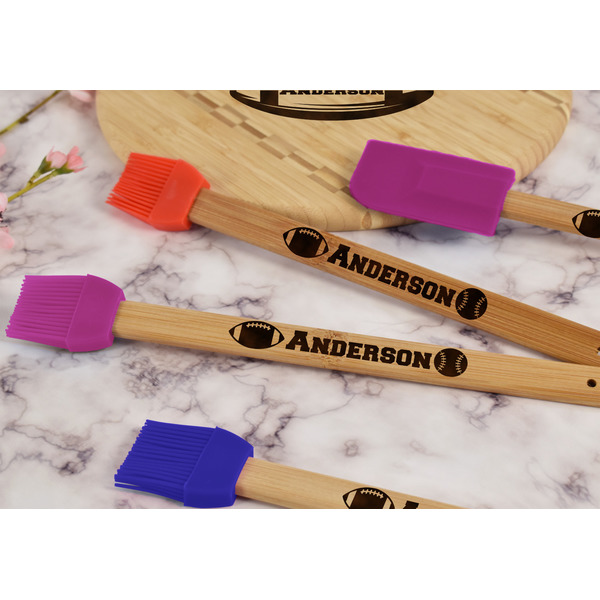 Sports Silicone Brush - Purple - Lifestyle