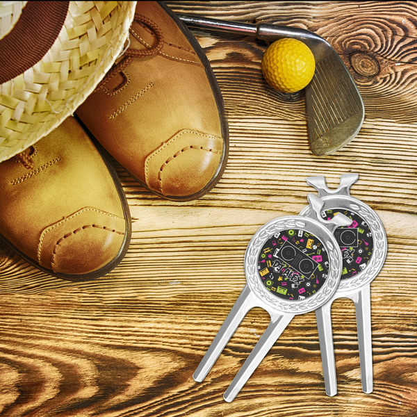 DJ Music Master Divot Tool - LIFESTYLE