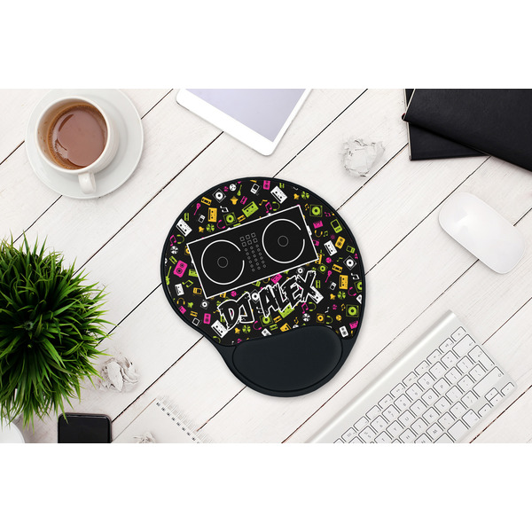 DJ Music Master Mouse Pad with Wrist Rest - LIFESYTLE 1