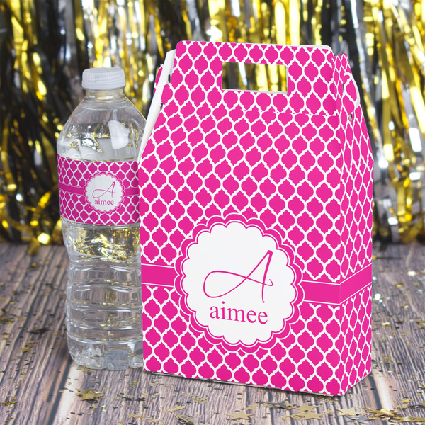 Moroccan Gable Favor Box - In Context