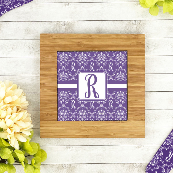 Initial Damask Bamboo Trivet with 6" Tile - LIFESTYLE