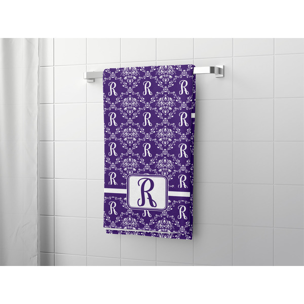 Initial Damask Bath Towel - LIFESTYLE