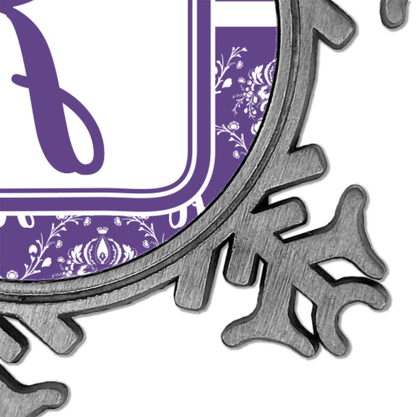 Initial Damask Vintage Snowflake - Detail