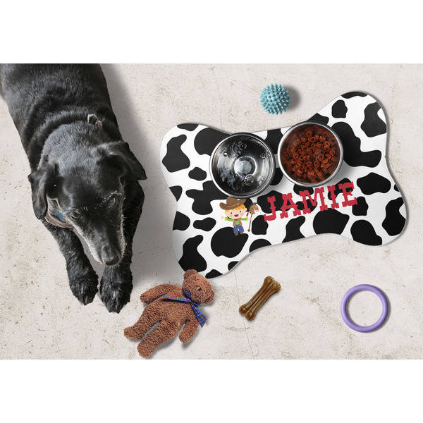 Cowprint w/Cowboy Bone Shaped Mat w/ Food & Water