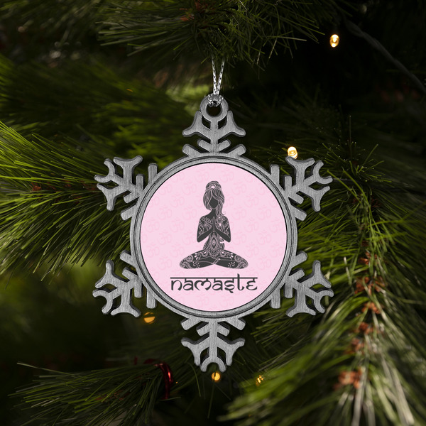 Lotus Pose Vintage Snowflake - (LIFESTYLE)