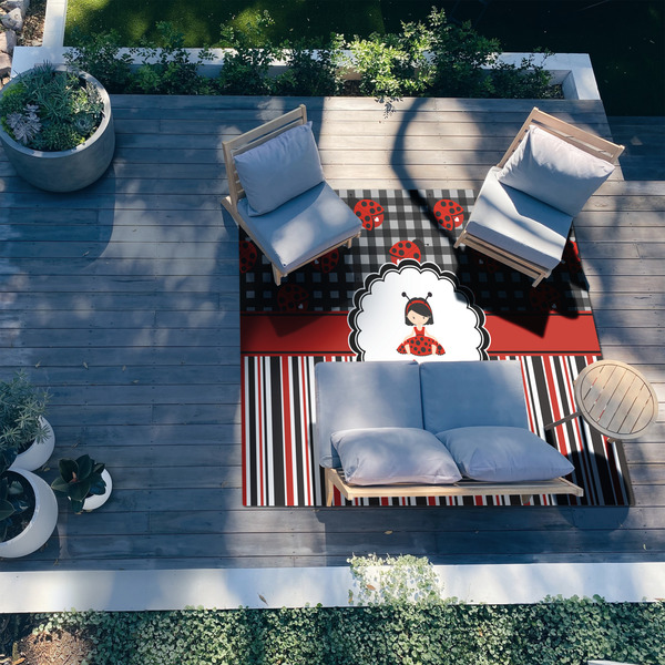 Ladybugs & Stripes 8'x10' Patio Rug - In context