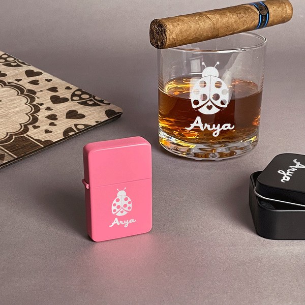 Ladybugs & Gingham Windproof Lighters - Pink - In Context
