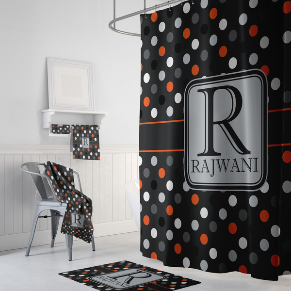 Gray Dots Bath Towel Sets - 3-piece - In Context