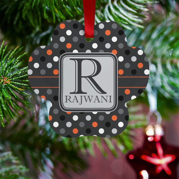 Gray Dots Metal Paw Ornament - Lifestyle