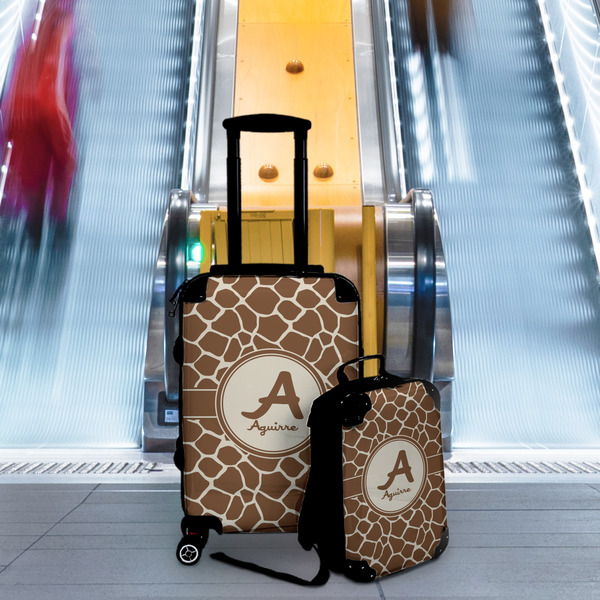 Giraffe Print Suitcase Set 4 - IN CONTEXT