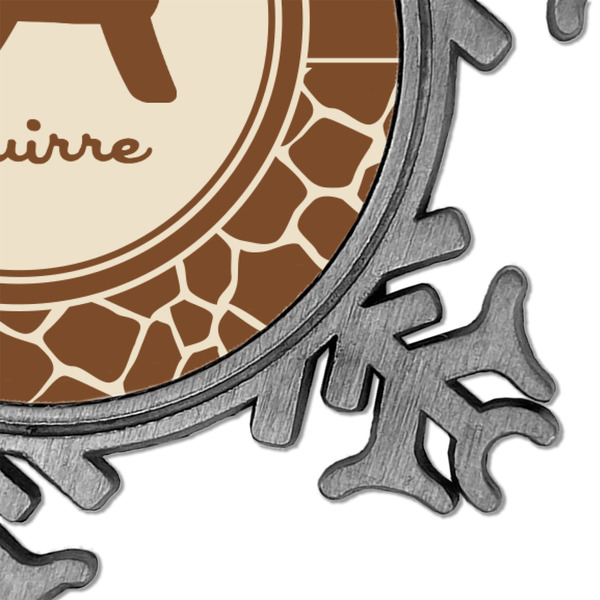 Giraffe Print Vintage Snowflake - Detail