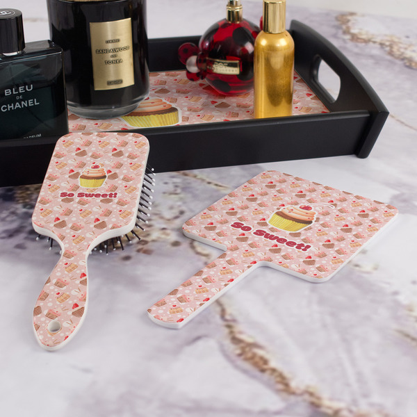 Sweet Cupcakes Hair Brush and Hand Mirror - Bathroom Scene