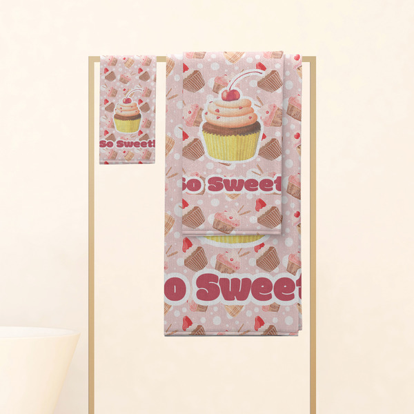 Sweet Cupcakes Personalized Towel Set