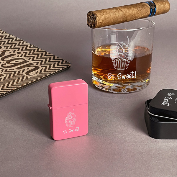 Sweet Cupcakes Windproof Lighters - Pink - In Context