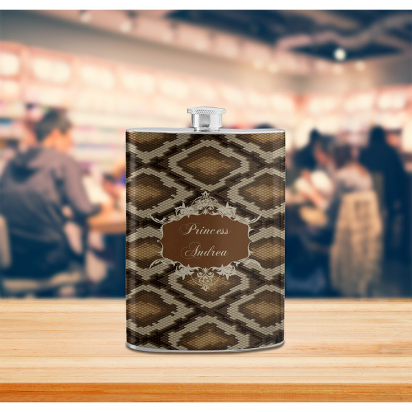 Snake Skin Stainless Steel Flask - LIFESTYLE 2