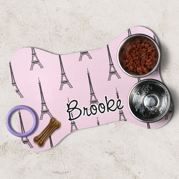 Eiffel Tower Dog Bone Shaped Mat Lifestyle