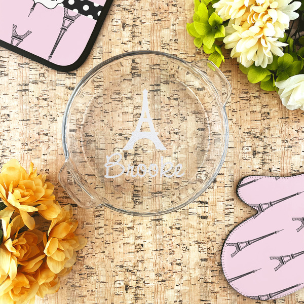 Eiffel Tower Glass Pie Dish - LIFESTYLE