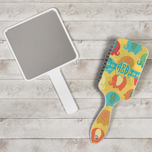 Cute Elephants Hair Brush - In Context