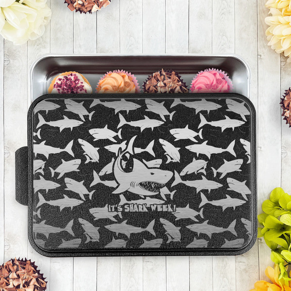 Sharks Aluminum Baking Pan - Black Lid - LIFESTYLE