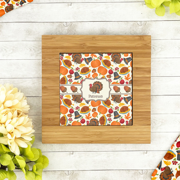 Traditional Thanksgiving Bamboo Trivet with 6" Tile - LIFESTYLE