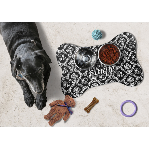 Monogrammed Damask Bone Shaped Mat w/ Food & Water