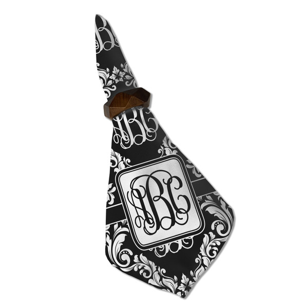 Monogrammed Damask Cloth Napkins - Personalized Dinner (Folded in Ring) (MAIN)