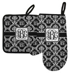 Monogrammed Damask Left Oven Mitt & Pot Holder Set