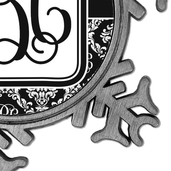 Monogrammed Damask Vintage Snowflake - Detail
