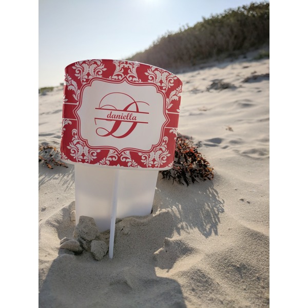 Damask Beach Spiker white on beach with sand