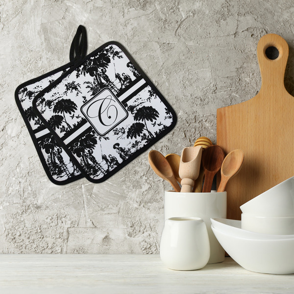 Toile Neoprene Pot Holder - Set of 2  LIFESTYLE