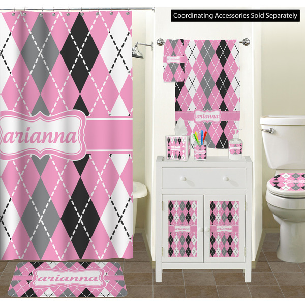 Argyle Bathroom Scene