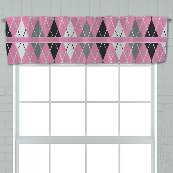 Argyle Valance - Closeup on window