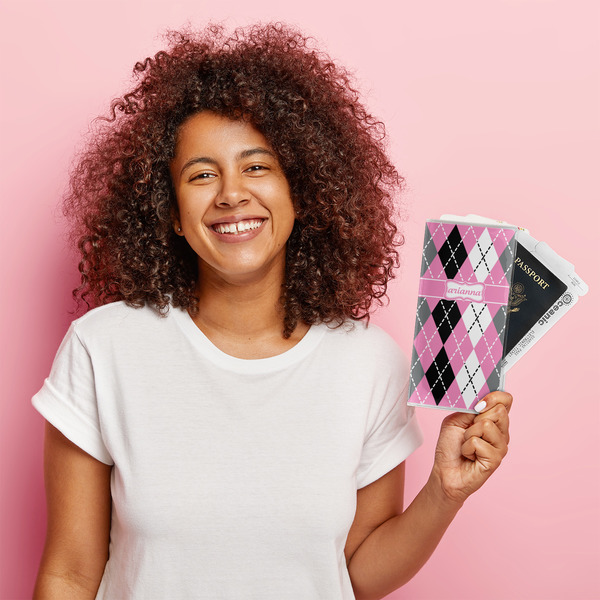 Argyle Vinyl Document Holder - LIFESTYLE