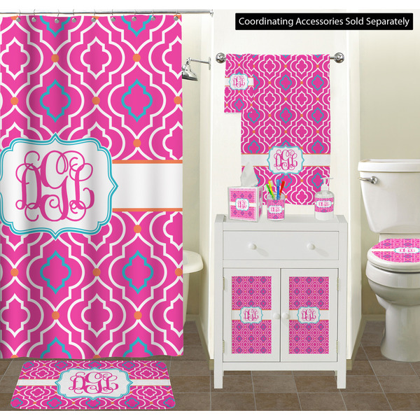 Colorful Trellis  Bathroom Scene