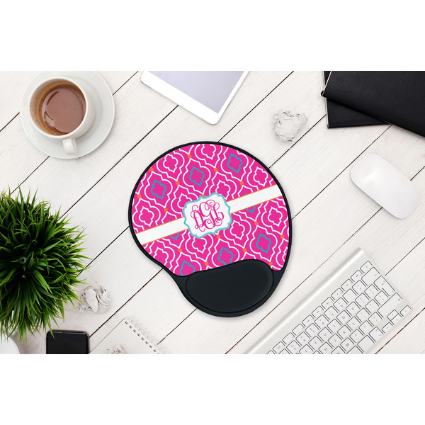 Colorful Trellis Mouse Pad with Wrist Rest - LIFESYTLE 1