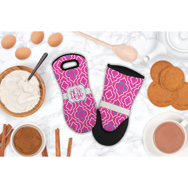 Colorful Trellis Neoprene Oven Mitt - Lifestyle Image