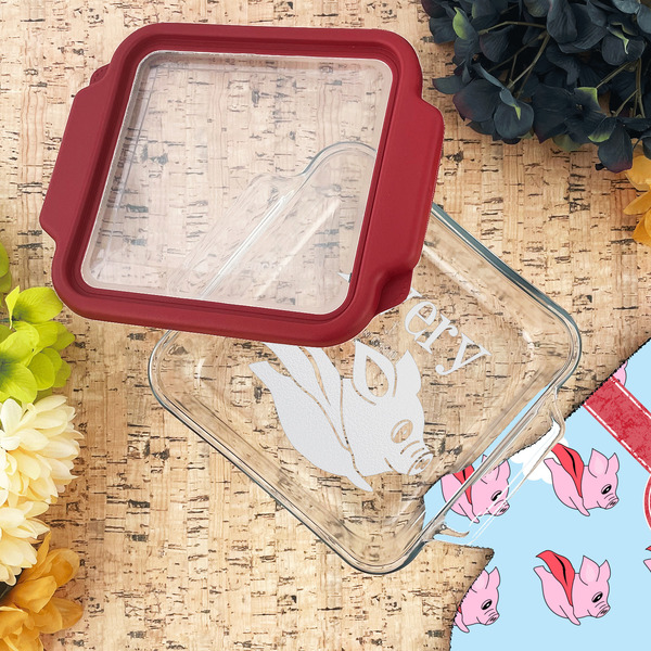 Flying Pigs Glass Cake Dish - LIFESTYLE (8x8)