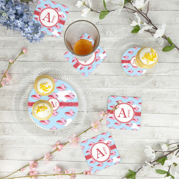 Flying Pigs Plastic Party Dinner Plates - In Context