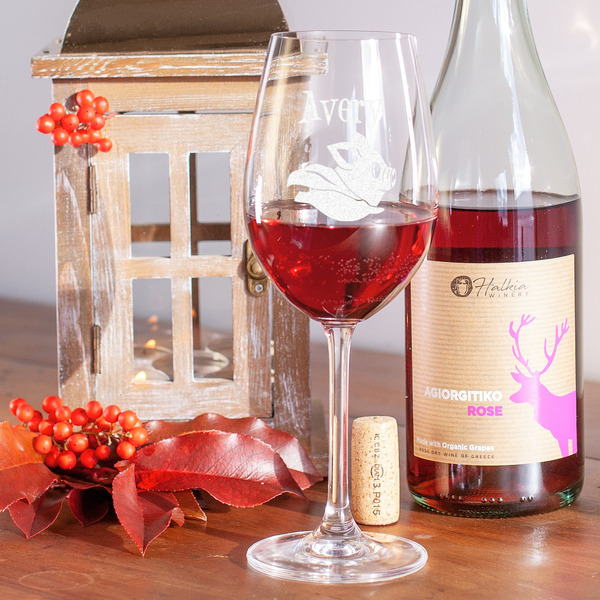 Flying Pigs Wine Glass - In Context