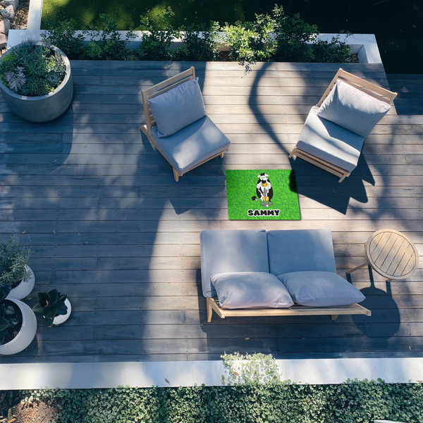 Cow Golfer 2'x3' Patio Rug - In Context