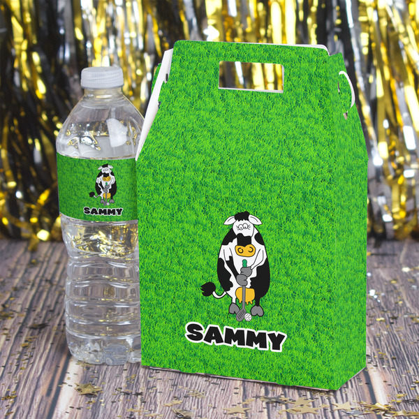 Cow Golfer Gable Favor Box - In Context