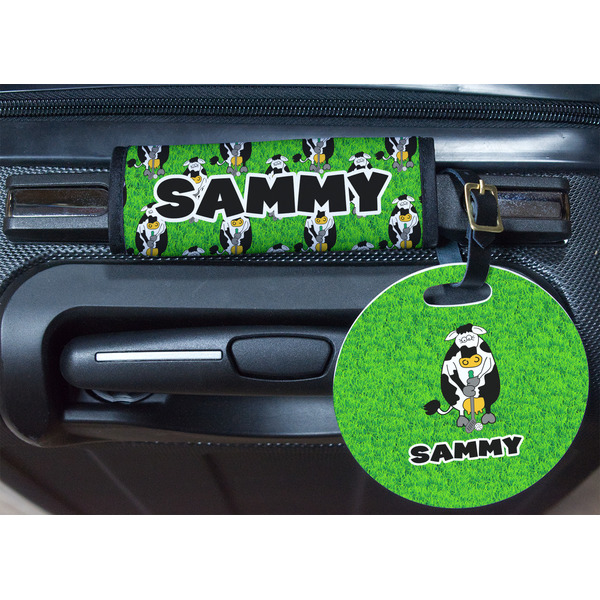 Cow Golfer Round Luggage Tag & Handle Wrap - In Context