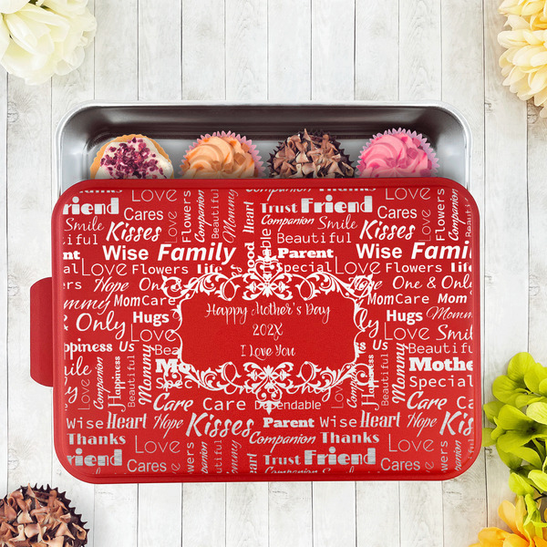 Mother's Day Aluminum Baking Pan - Red Lid - LIFESTYLE