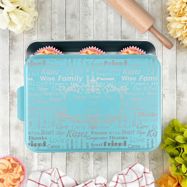 Mother's Day Aluminum Baking Pan - Teal Lid - LIFESTYLE